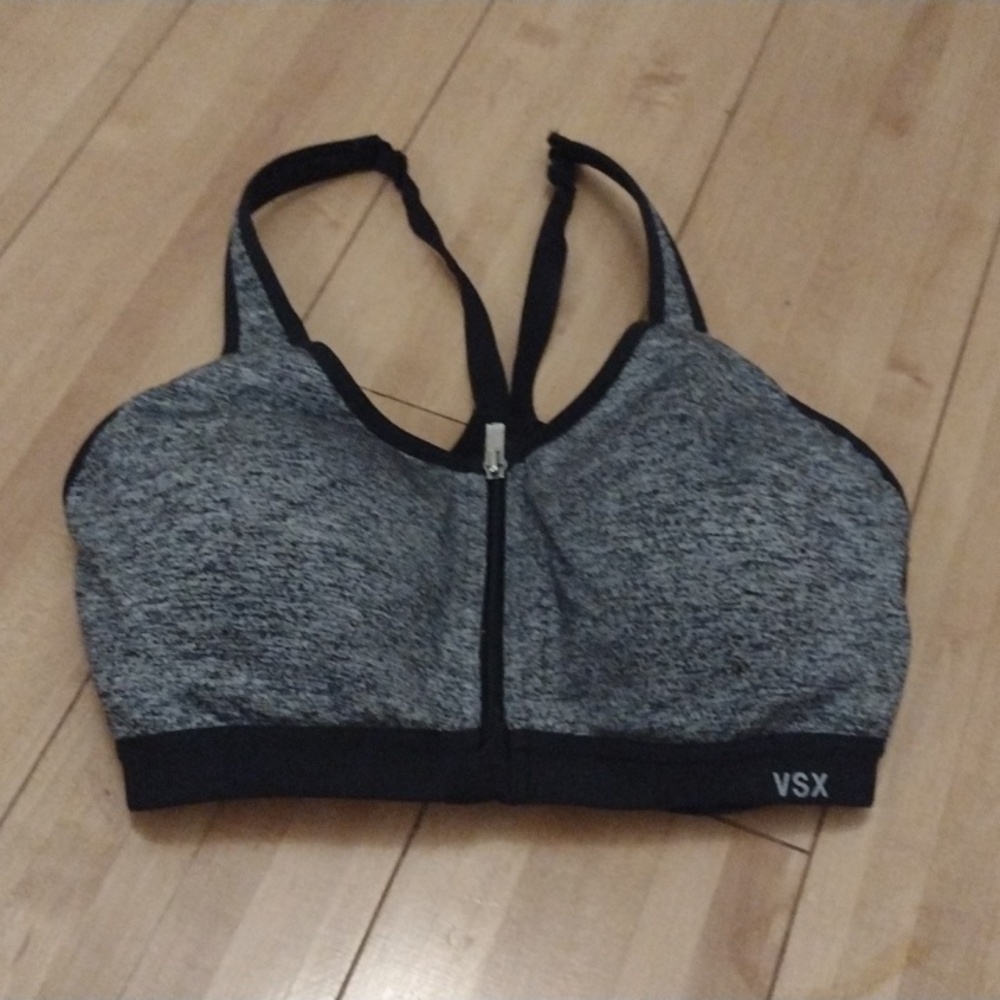 Victoria secret sports bra 32D
